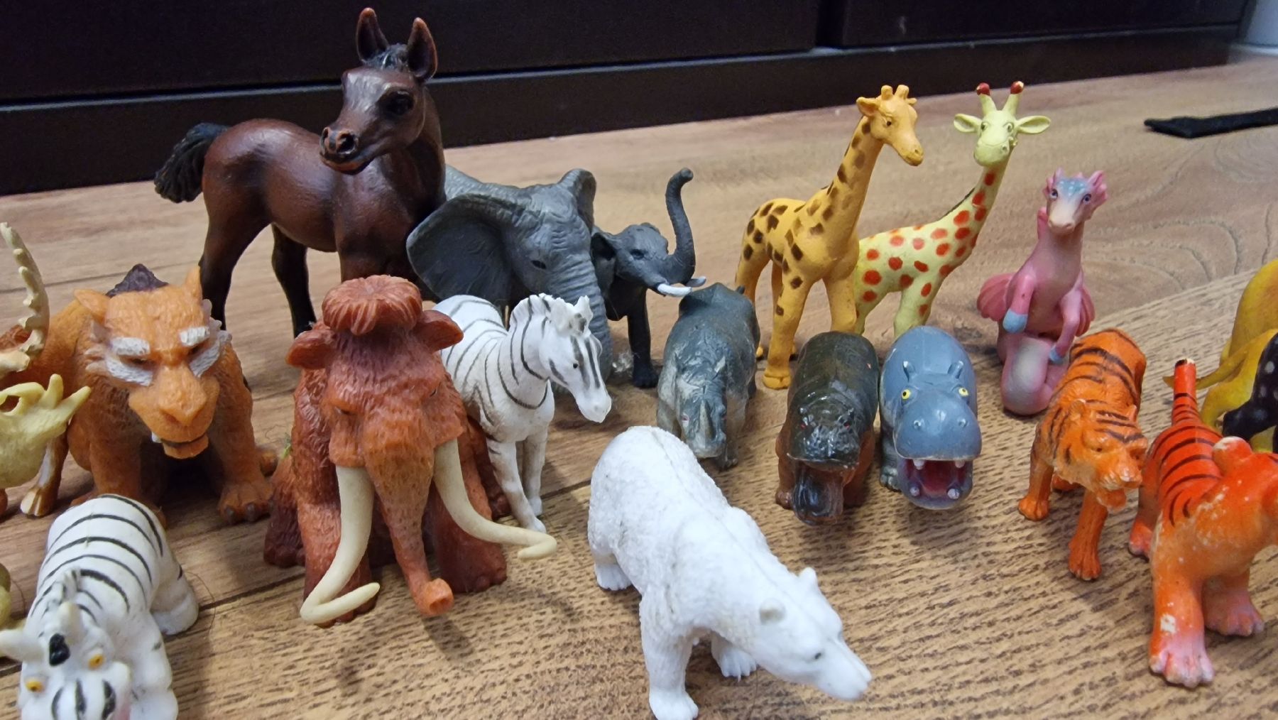 Figurines: Safari Tierfiguren Set – D'occasion à Mönchaltorf par nzhuravel 3