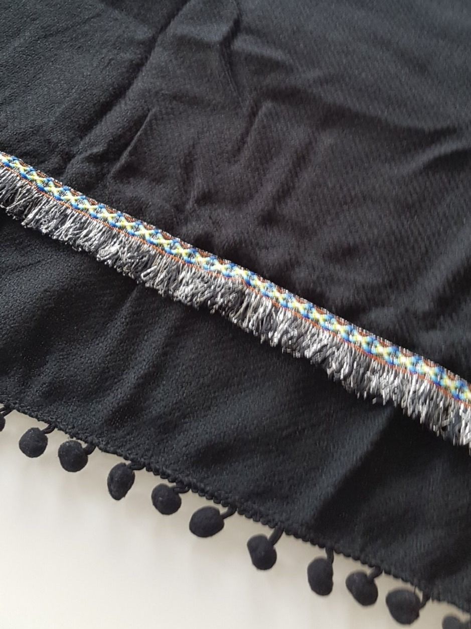 Foulard & Sciarpe: Écharpe 120x120 mm – Usato da Genève venduto da valmath
