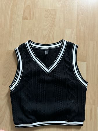 Haut sans manches noir, détails blancs - Taille M