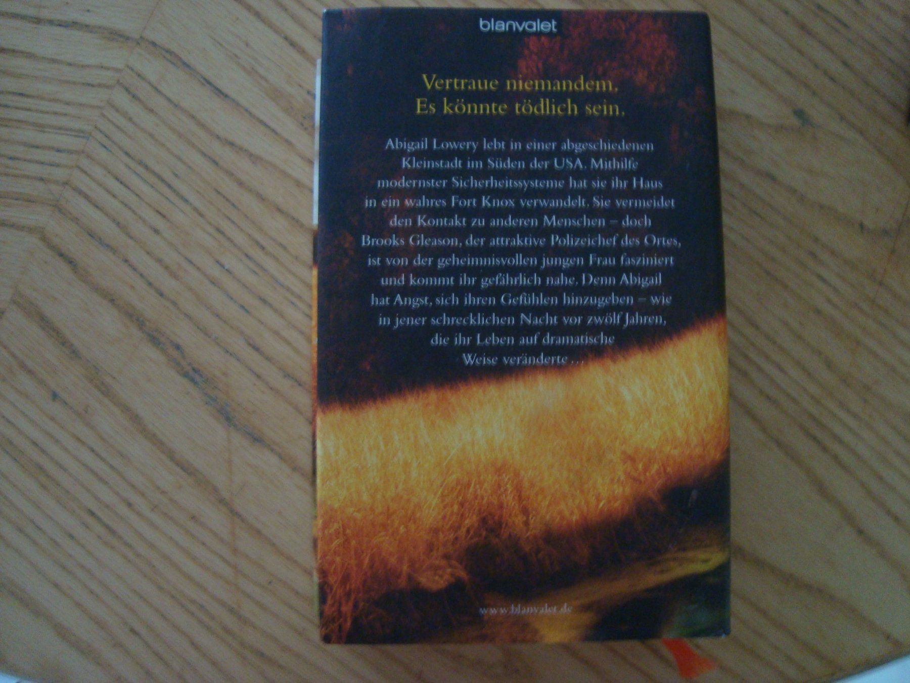 Libri: Nora Roberts (3 Bücher) – Usato da Aesch LU venduto da wysshan 2