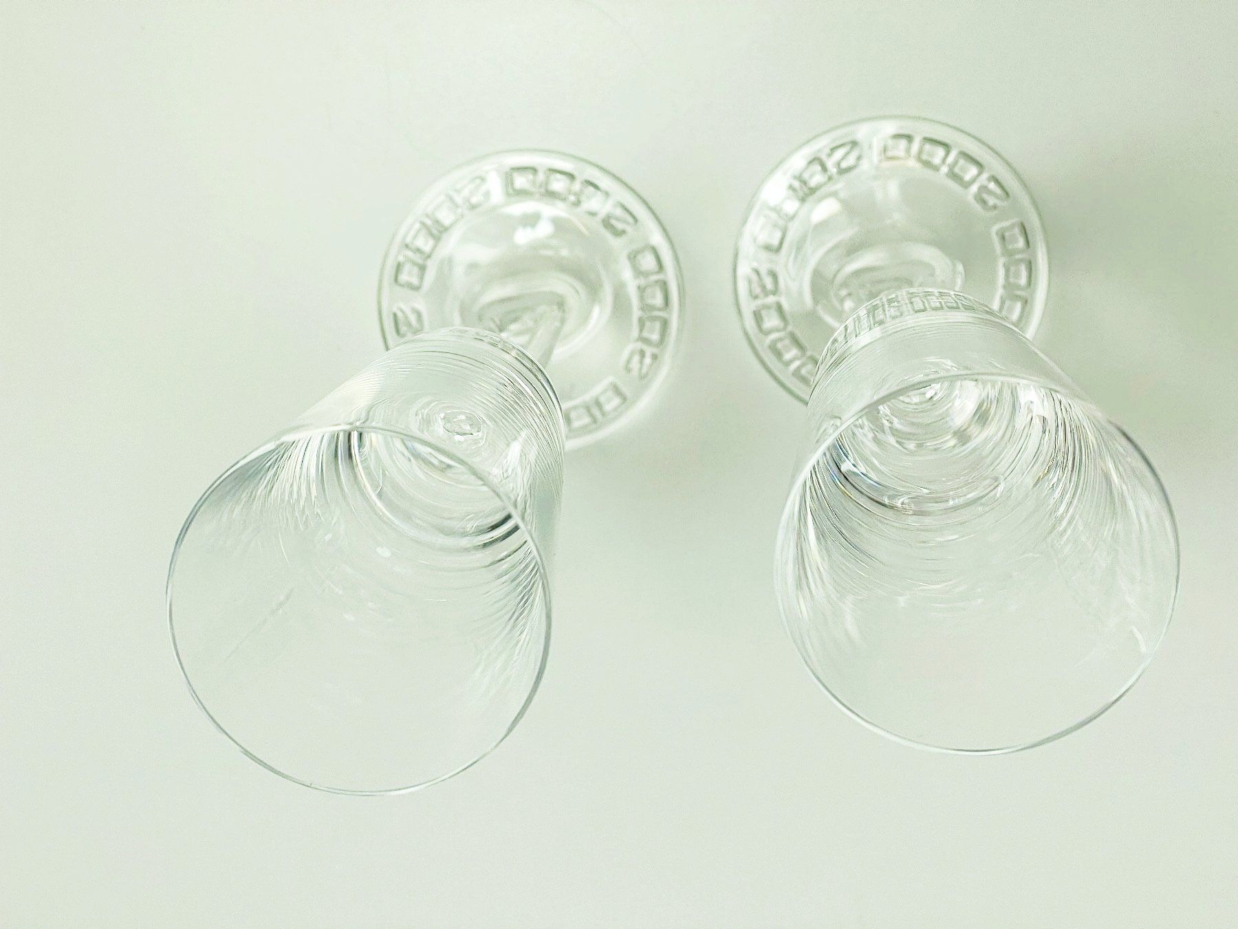 Riedel Bicchieri: 2 RIEDEL Champagnergläser RDL20 Millenium Edition – Usato da Zürich venduto da Arche_Brockenhaus 1