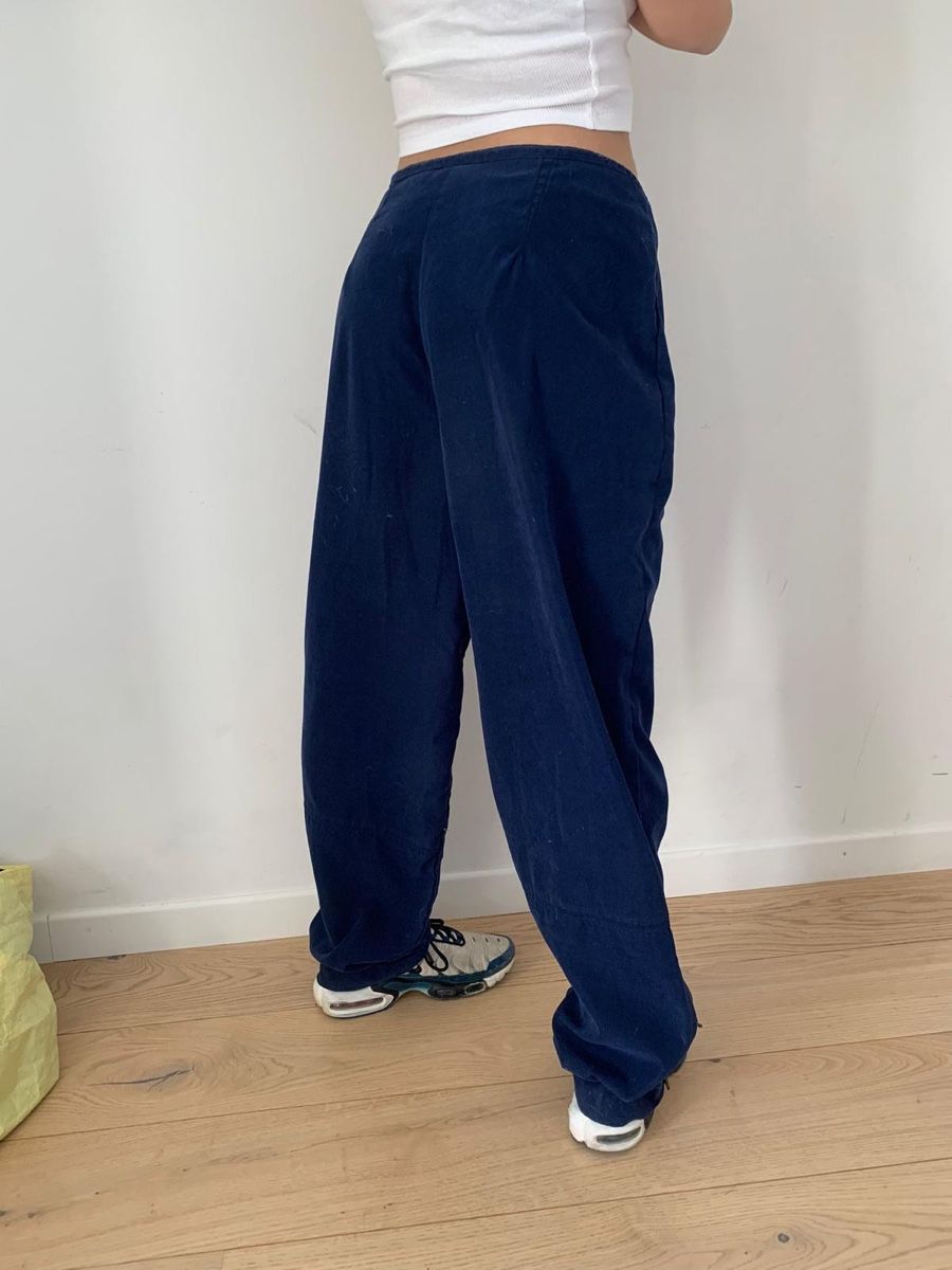 Nike Pantaloni: Nike Trackhose Grösse M – Usato da Uitikon Waldegg venduto da lor_b2rv 1