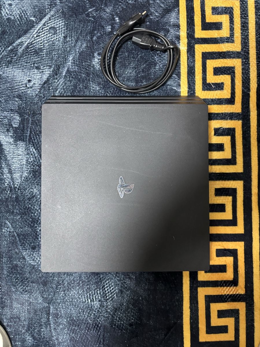 Sony Konsolen: PS4 Pro (1TB) – Neu (gemäss Beschreibung) aus Schindellegi von asd_z75j