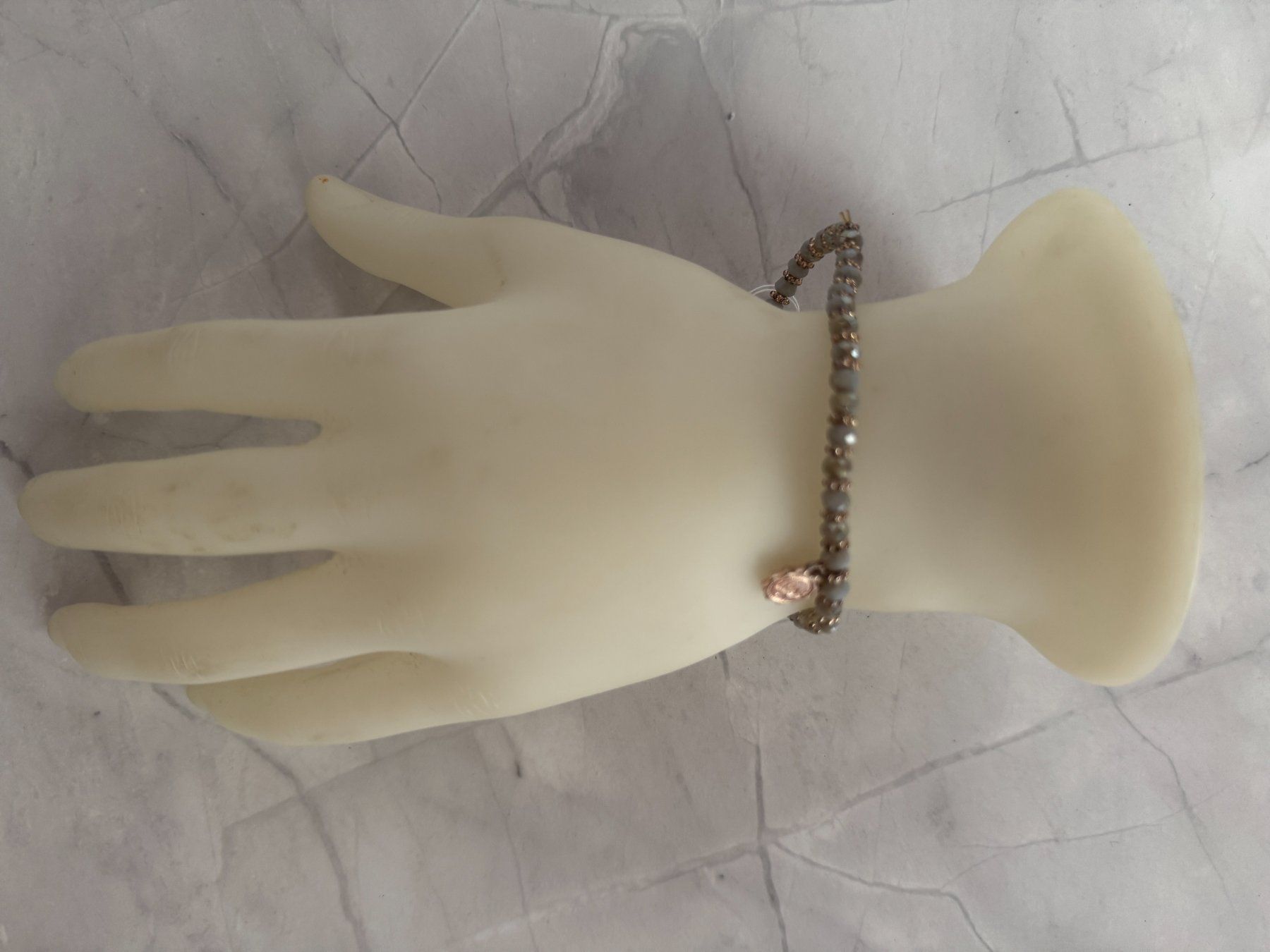 Armbänder & -reifen: Armband grau – Gebraucht aus Muttenz von einfach-schoen 1