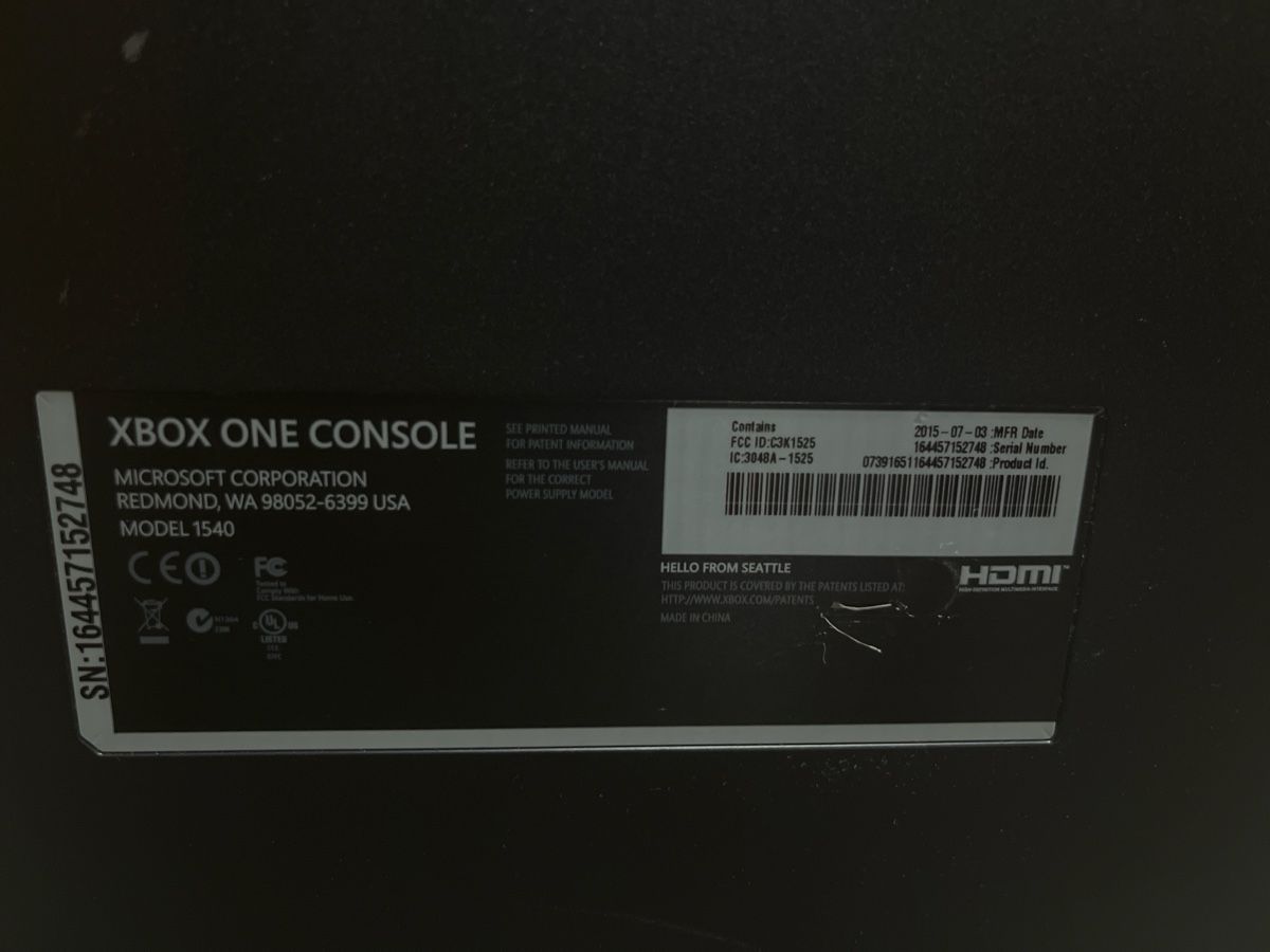 Microsoft Konsolen: Xbox One Console Bundle with Games and Controller – Gebraucht aus Kandersteg von MariolyG 5
