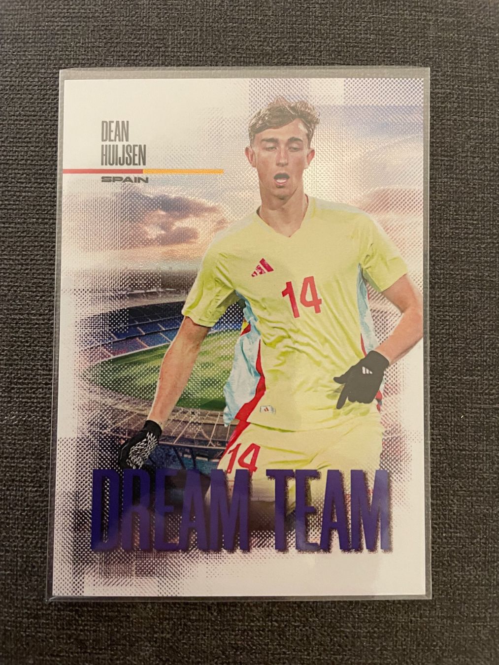 Sammelbilder & Trading cards: Futera  Dean Huijsen Spain Spanien – Gebraucht aus Burgdorf von Sports_Cards_3400