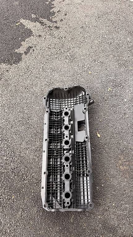 Alle Autoersatzteile: Zylinderkopfabdeckung BMW e60  – Neu und originalverpackt aus Meltingen von Stylez 2