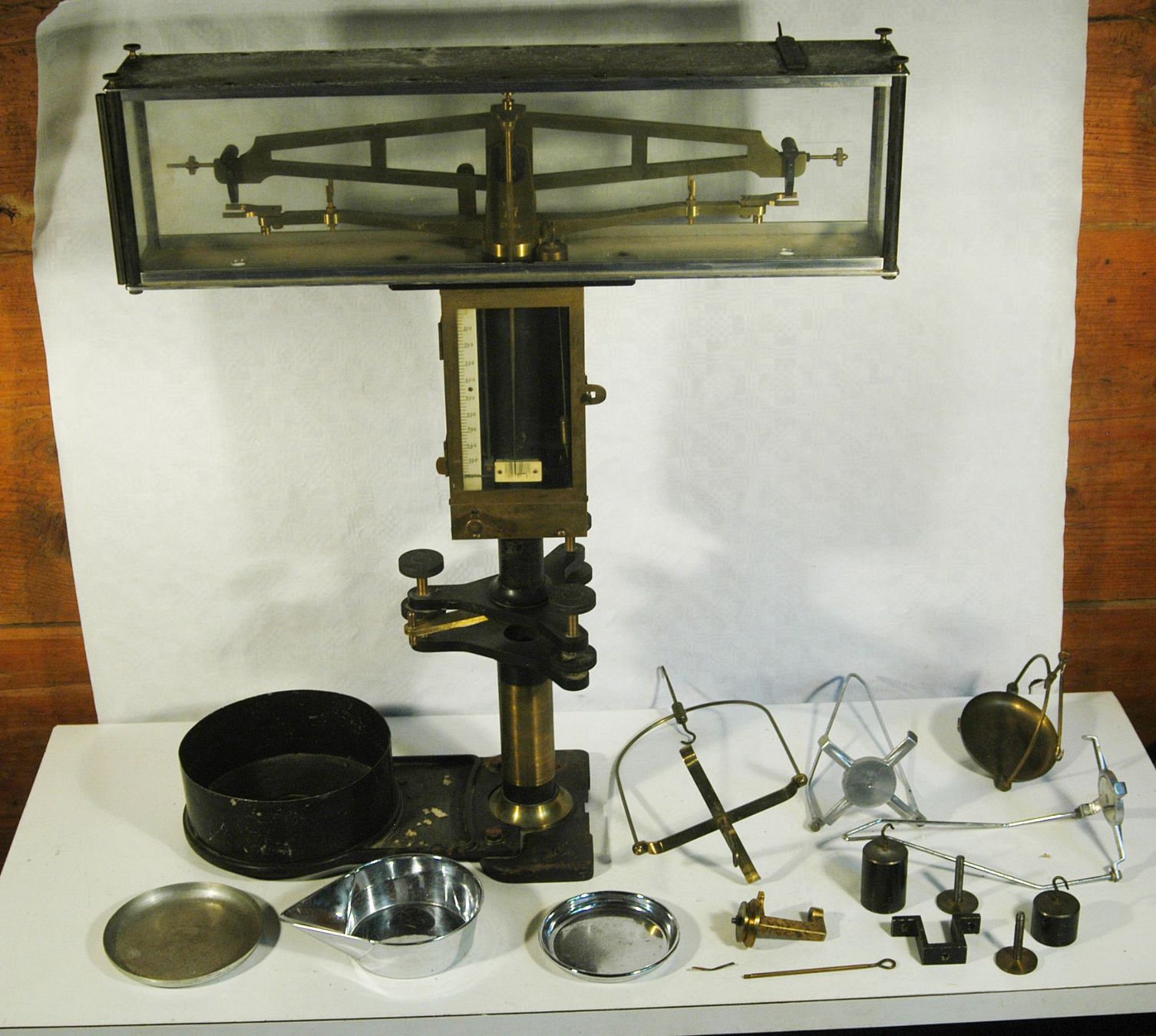 Accessori da laboratorio: Präzisionswaage – Usato da Herisau venduto da Wisen