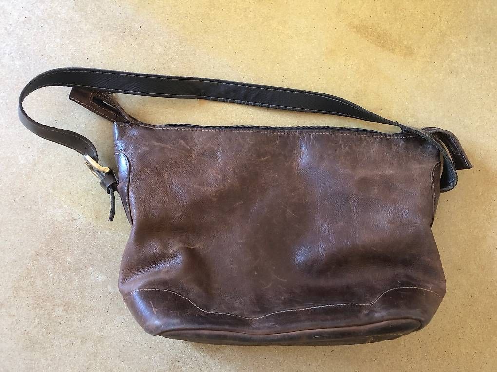 Sacs femmes: Ledertasche handgemacht – D'occasion à Madiswil par e4a 1