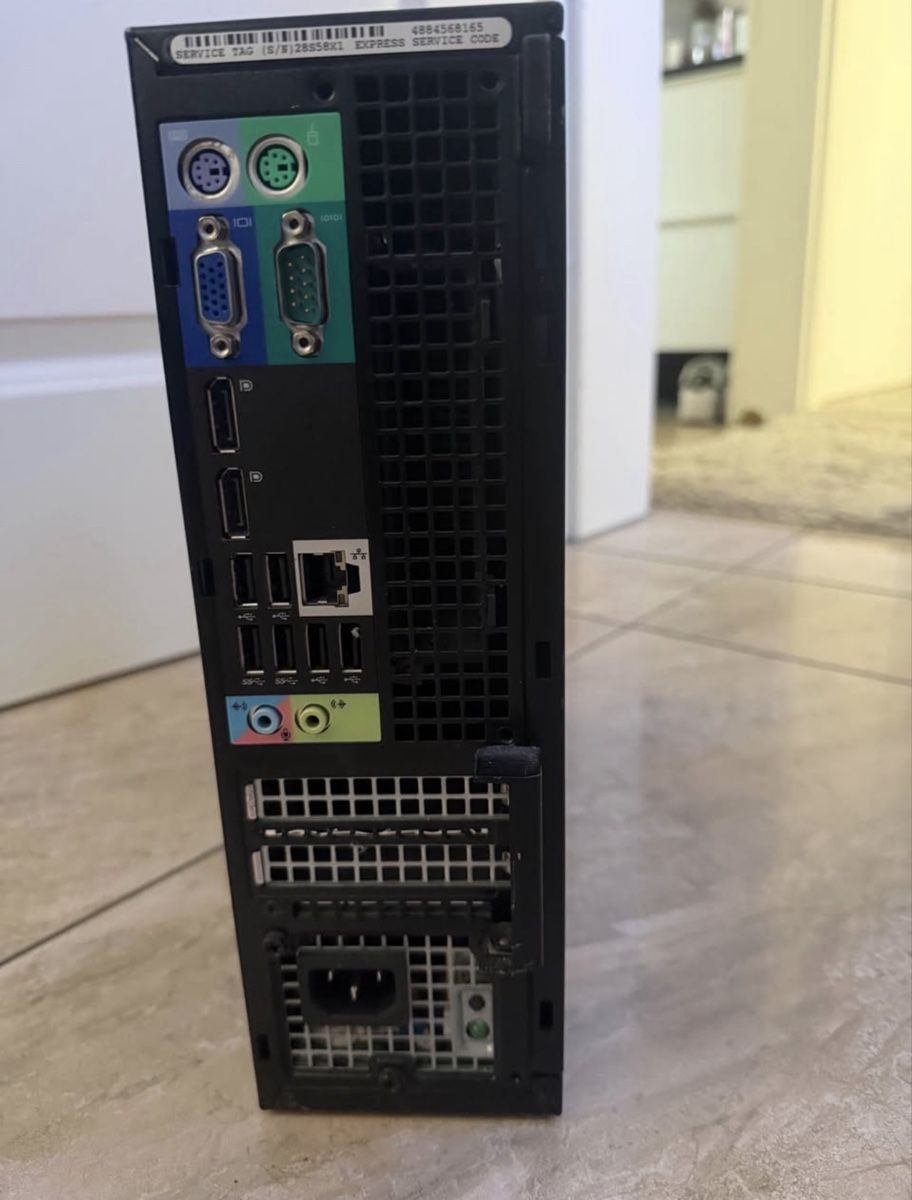 PCs: Lot informatique - Pour pièces ou à réparer – Gebraucht aus Kerzers von tia_2snz 1