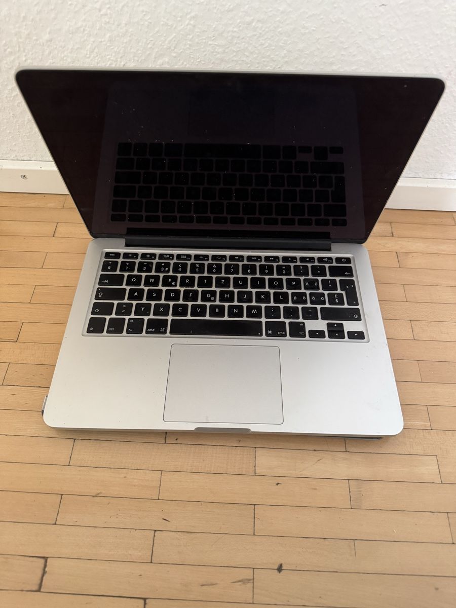 Apple Notebooks: MacBook Pro (Retina, 13 – Defekt aus Adliswil von Busys