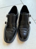 Zara Leder Schuhe mit Schnallen