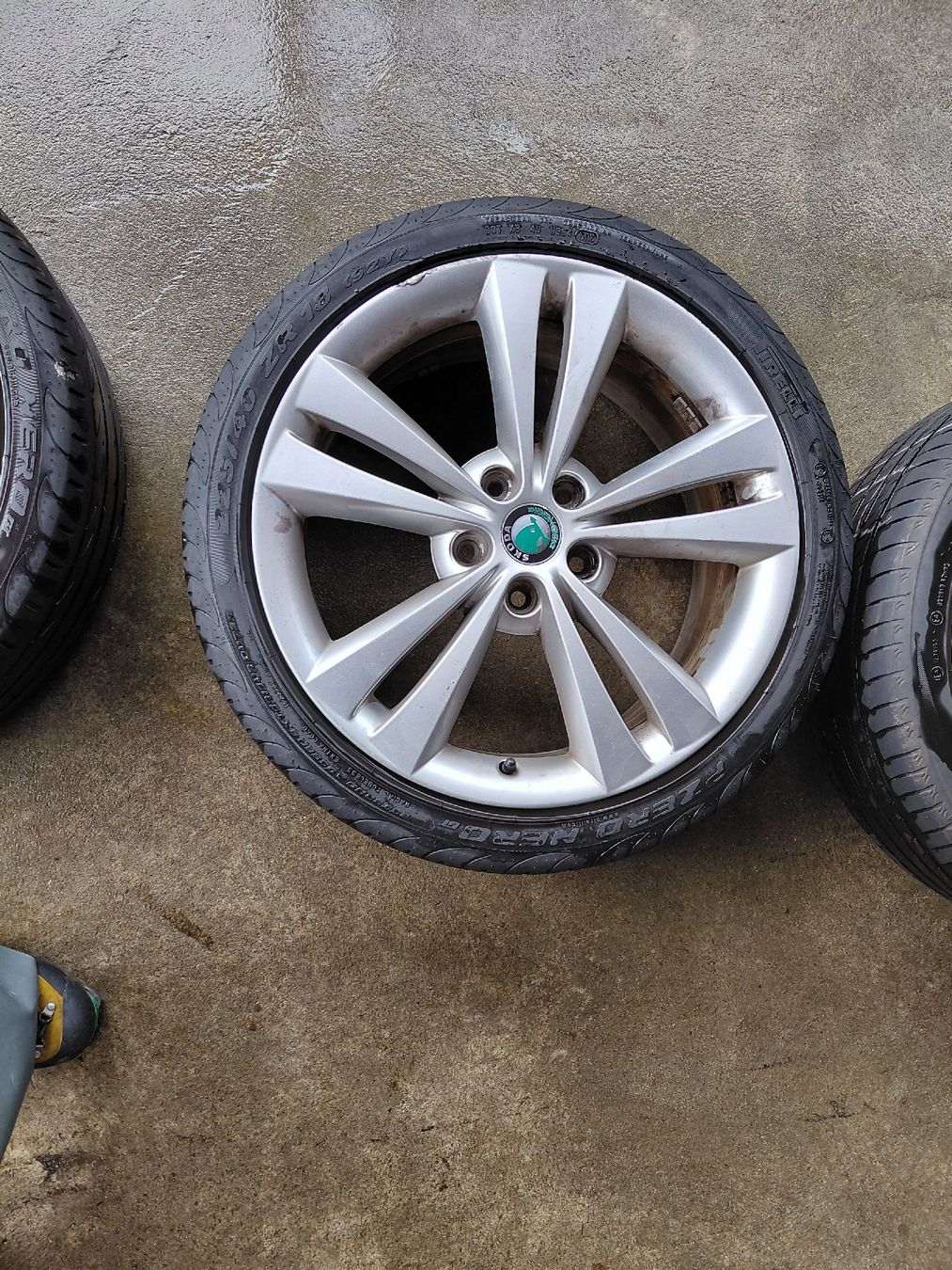 Pneus & Roues: Autoreifen – D'occasion à Winikon par eli_msh9 1