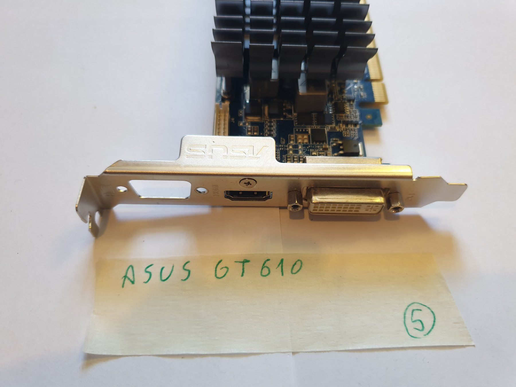 Asus Schede grafiche: Carte Graphique Asus GT 620 Silent – Usato da Moudon venduto da Triscele9 2