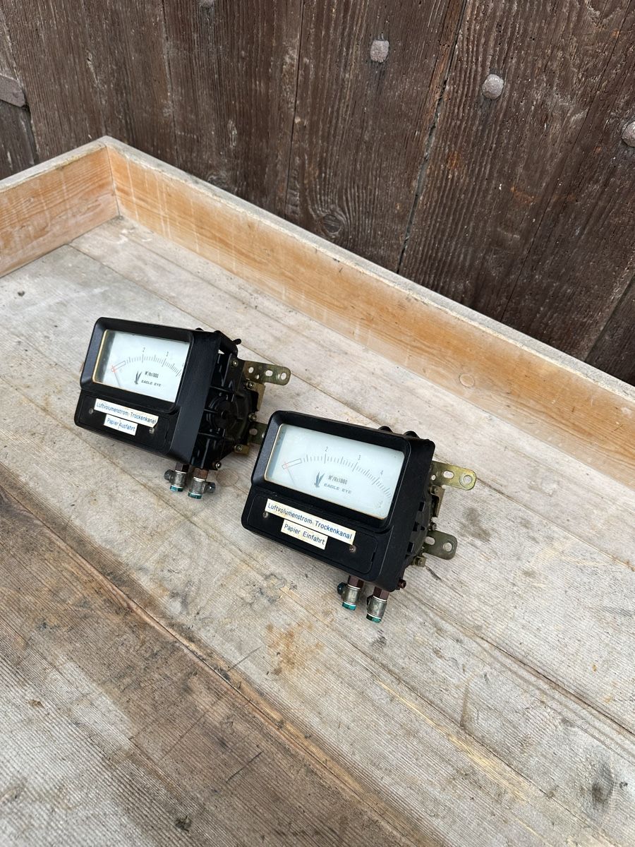 Misurare: 2 Manometer – Usato da Villmergen venduto da Bezdupe 3