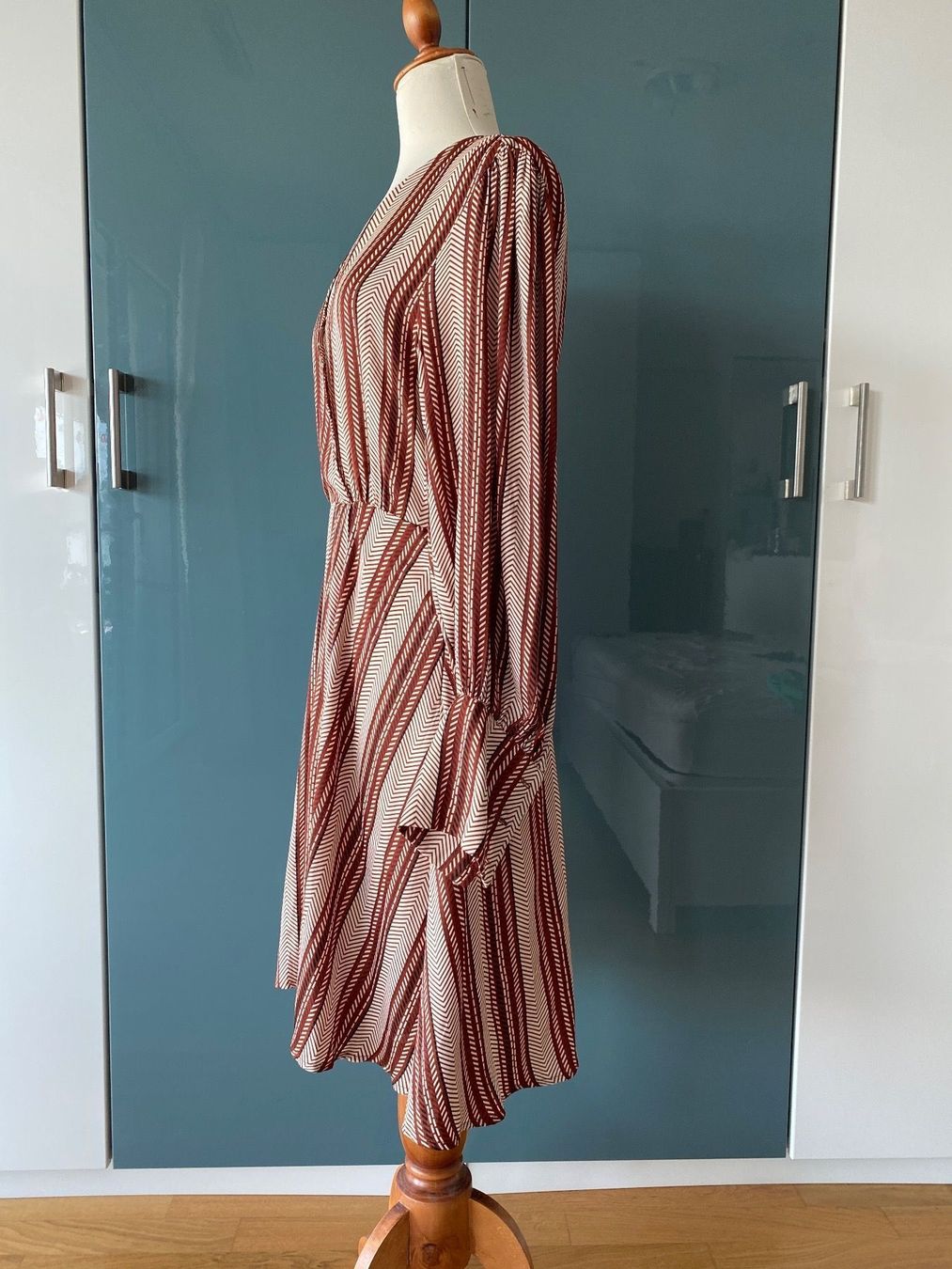 Vila Vestiti: Vila Kleid G40 – Usato da Dübendorf venduto da Levintreyer 2