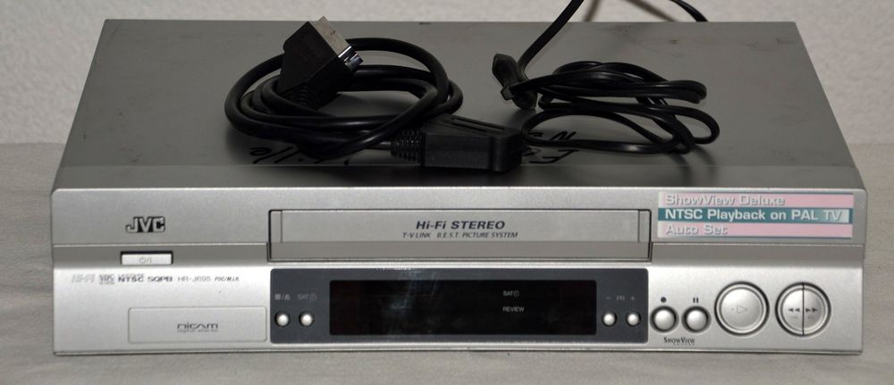Magnétoscope JVC HR-J660MS excellent état
