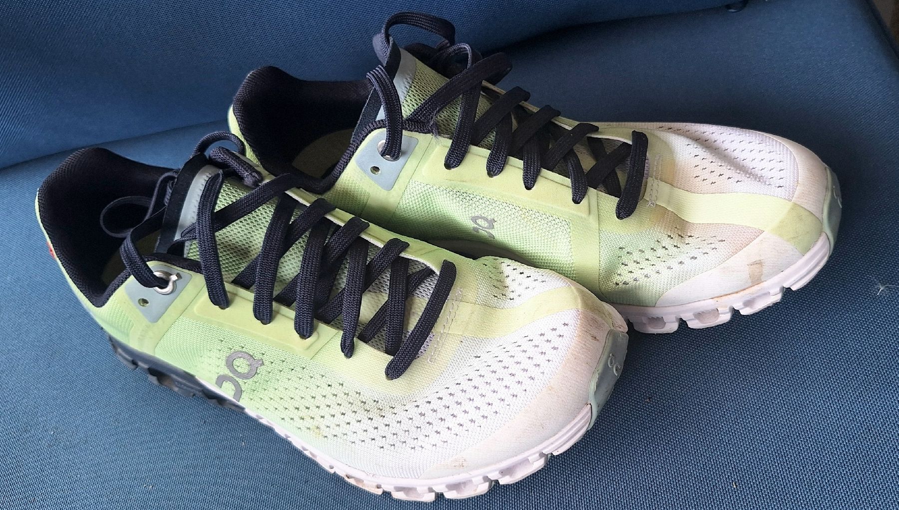 On Scarpe da donna: on cloudflow 37.5 – Usato da Nürensdorf venduto da Cornelia25