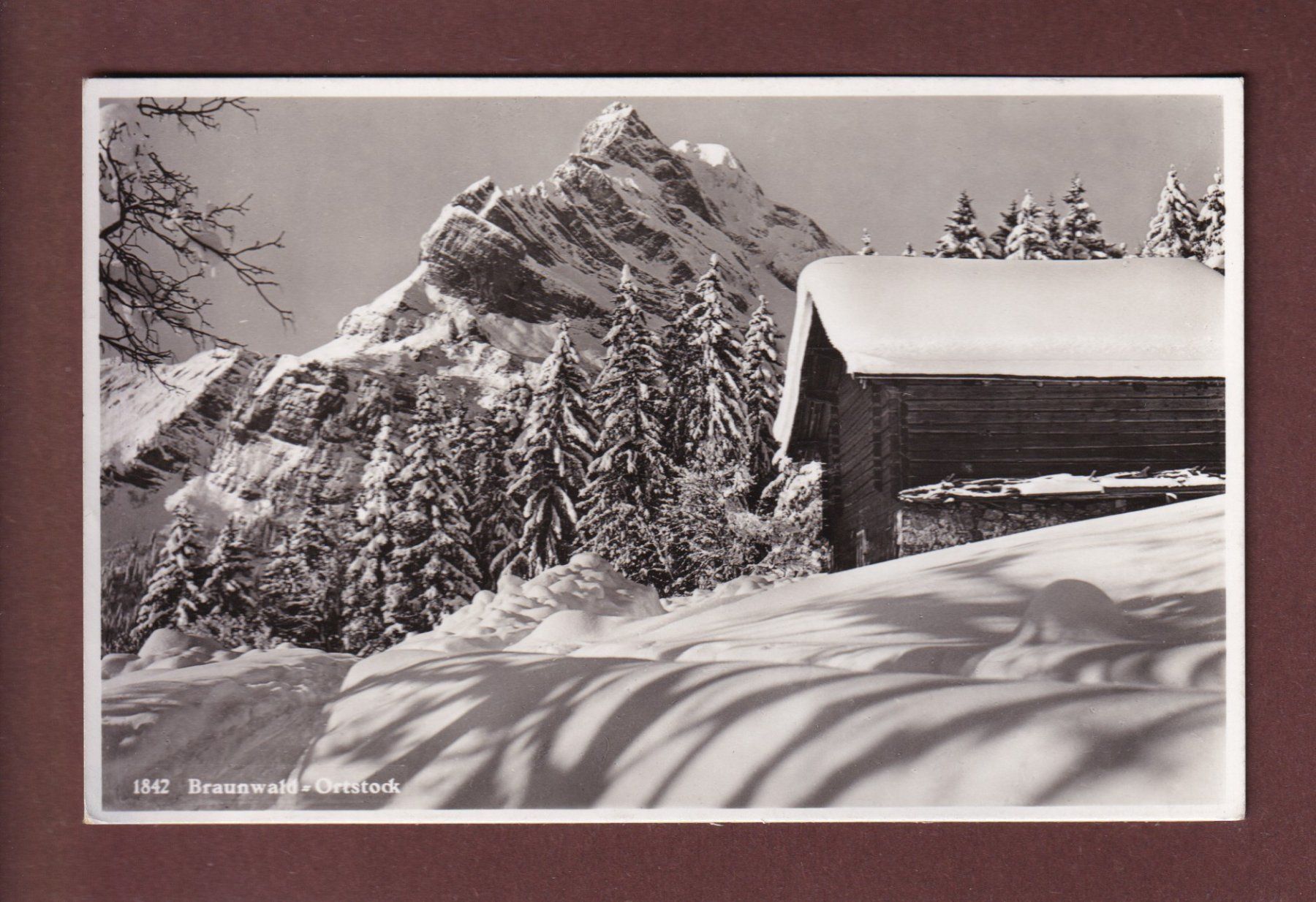 Cartes postales: BRAUNWALD - Ortstock - 1939 – D'occasion à Pully par nicecards-shop