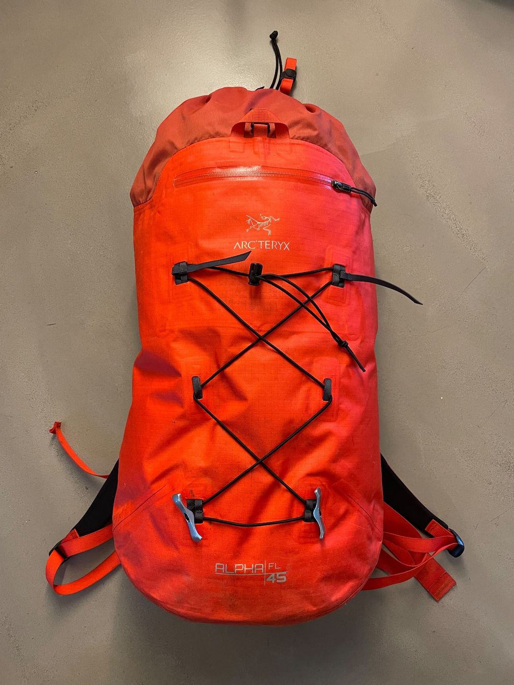 Arcteryx Sacs à dos: Arc'teryx Alpha FL 45 Rucksack – D'occasion à Zürich par baumrot123