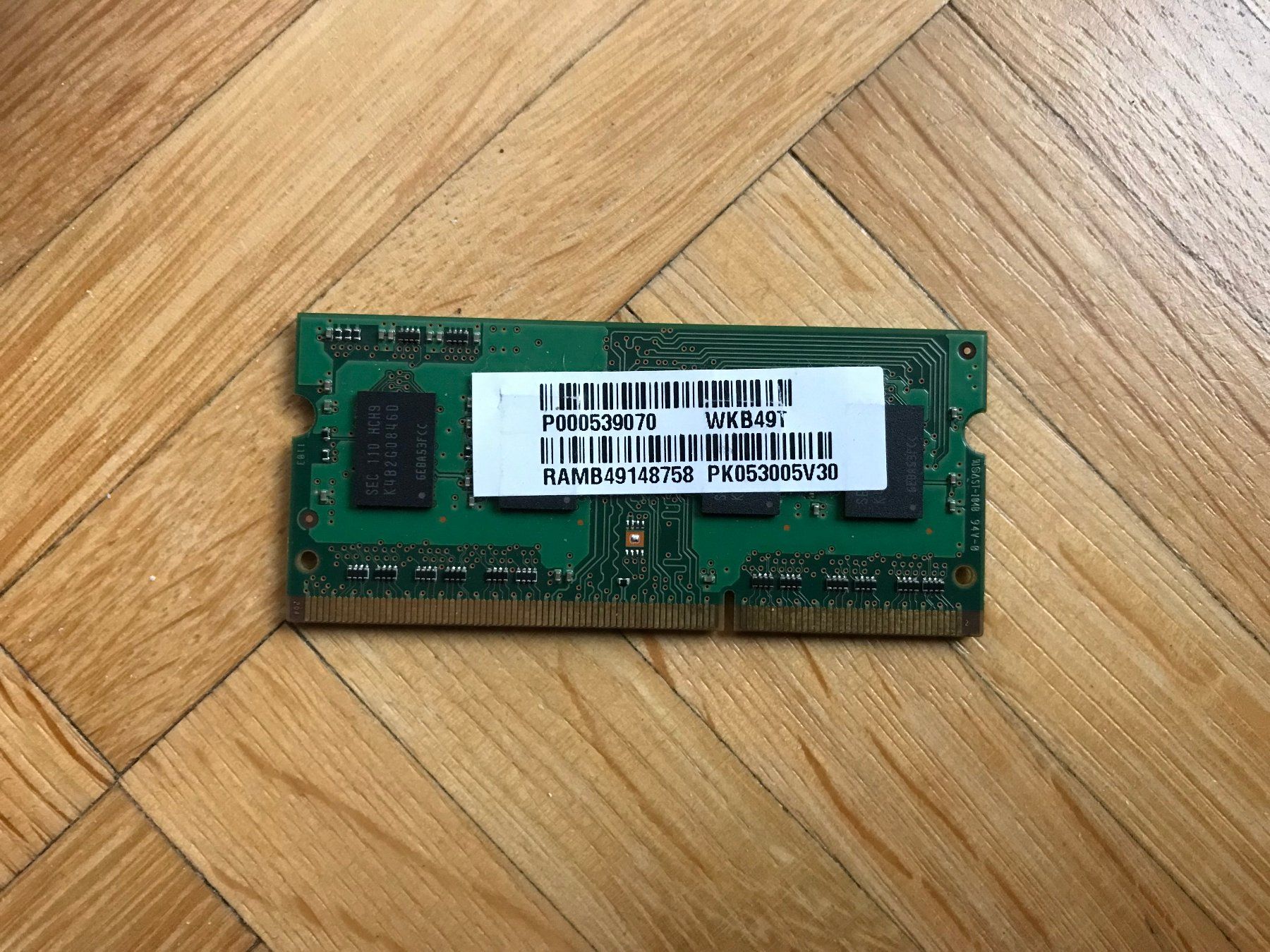 Samsung Notebooks: Samsung M471B5773DH0-CH9 RAM-Modul – Gebraucht aus Zürich von Malcom 1