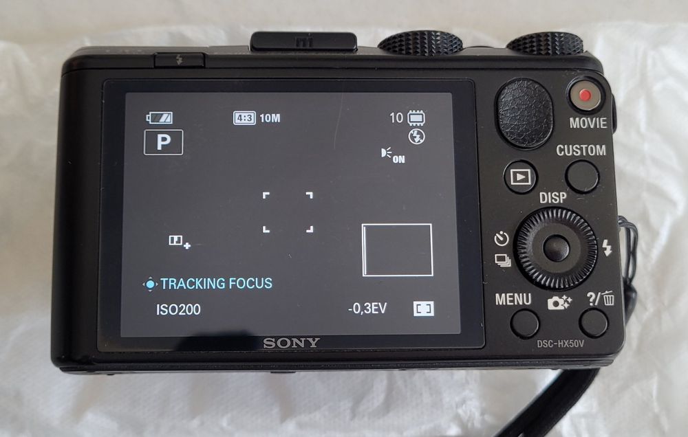 AtFoliX Panzerfolie Für Sony DSC-HX50V – Entspiegelnd, Stoßdämpfend, 3-fach Pack