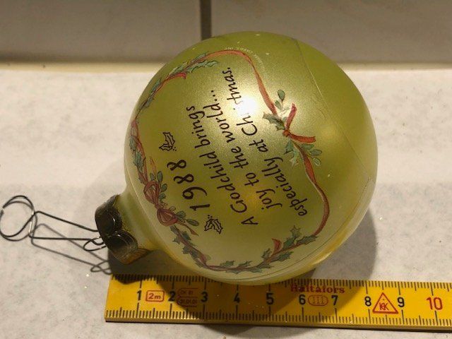 Alle Dekorationen: Hübsche, Weihnachtskugel "Hallmark" 1988 mit Wintermotiv – Gebraucht aus Gossau/ZH von amazonas66 4