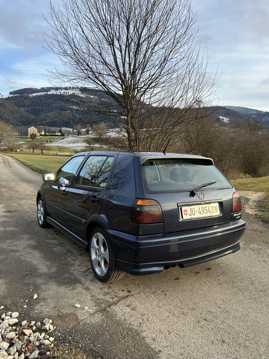 VW Autos: Golf 3 VR6 – D'occasion à Montsevelier par Diego2828 3