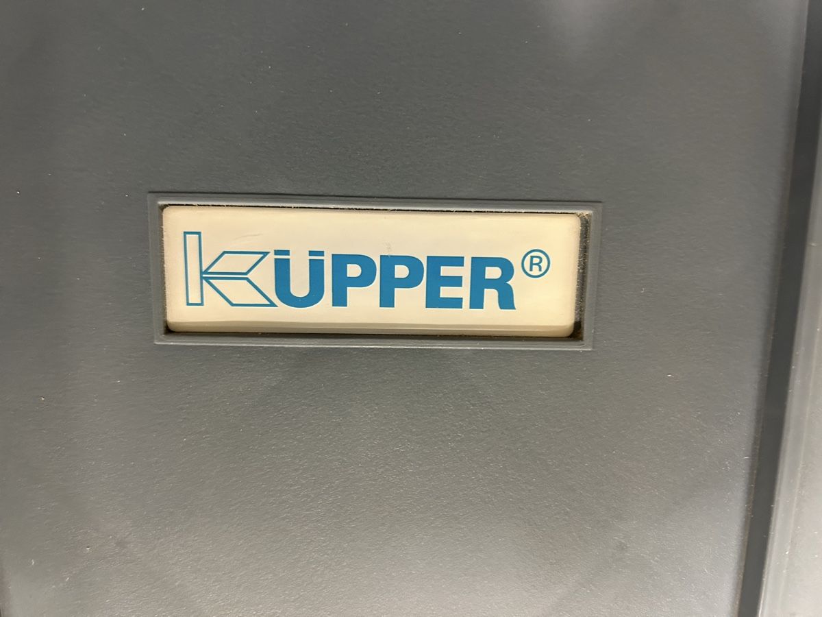 Casse di trasporto: Werkzeugkoffer / Kiste – Usato da Flüeli-Ranft venduto da Holzwurm1988 1