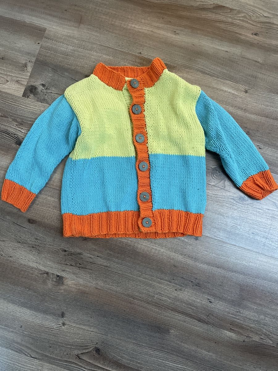 Lotti & Set di vestiti: Kleiderpaket 104/110 Mädchen Frühling – Usato da Nänikon venduto da broug 1