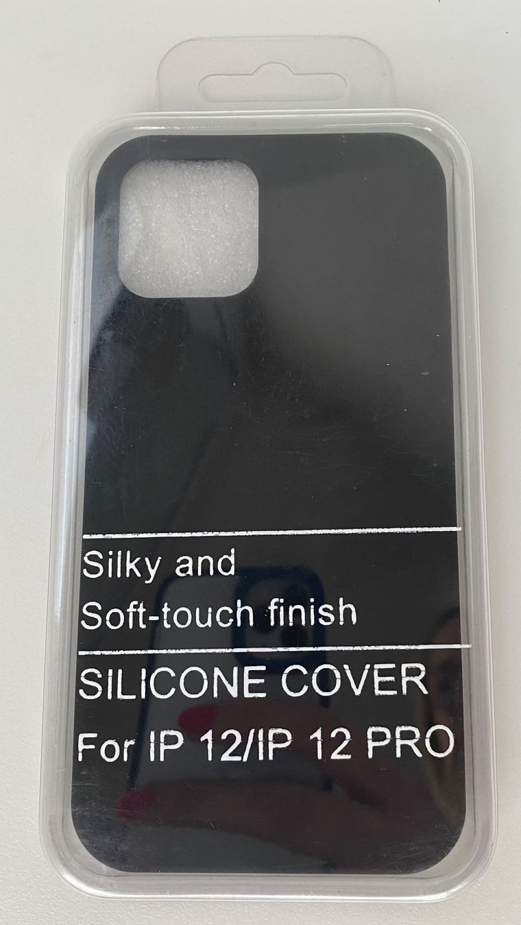 Cover & Protezioni schermo: Coque iPhone 12 PRO silicone  noir NEU! – Nuovo e nell'imballaggio originale da Peseux venduto da Gilloss