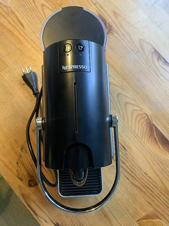 Macchine per caffè & Macchine per espresso: Nespresso Kaffeemaschine Pixie – Usato da Wabern venduto da walsn1 2