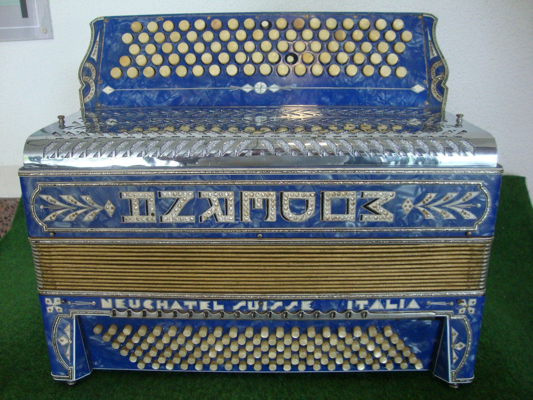 Strumenti musicali: Akkordeon chromatisch Moderna – Usato da Zürich venduto da baumusik 1