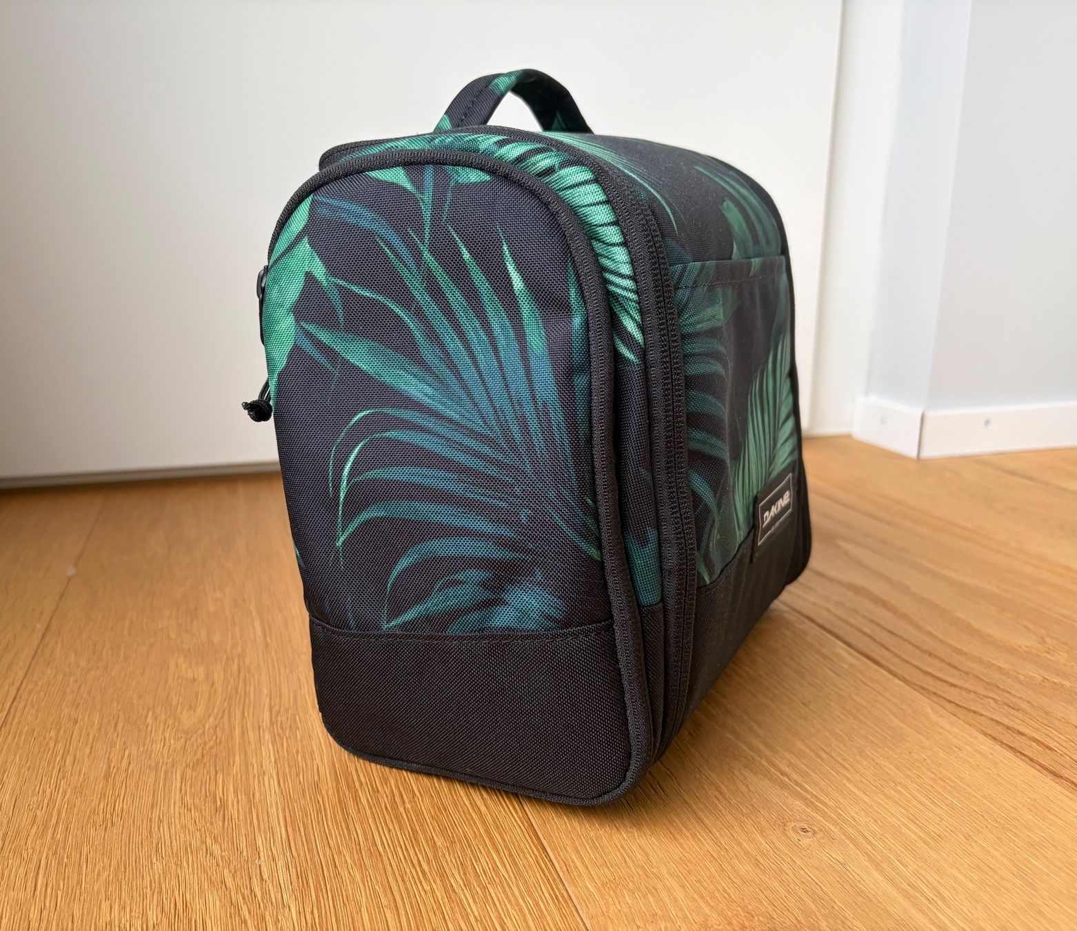 Dakine Custodie per cosmetici: DAKINE - Daybreak Large Travel Kit – Nuovo (secondo la descrizione) da Cham venduto da milaur 1