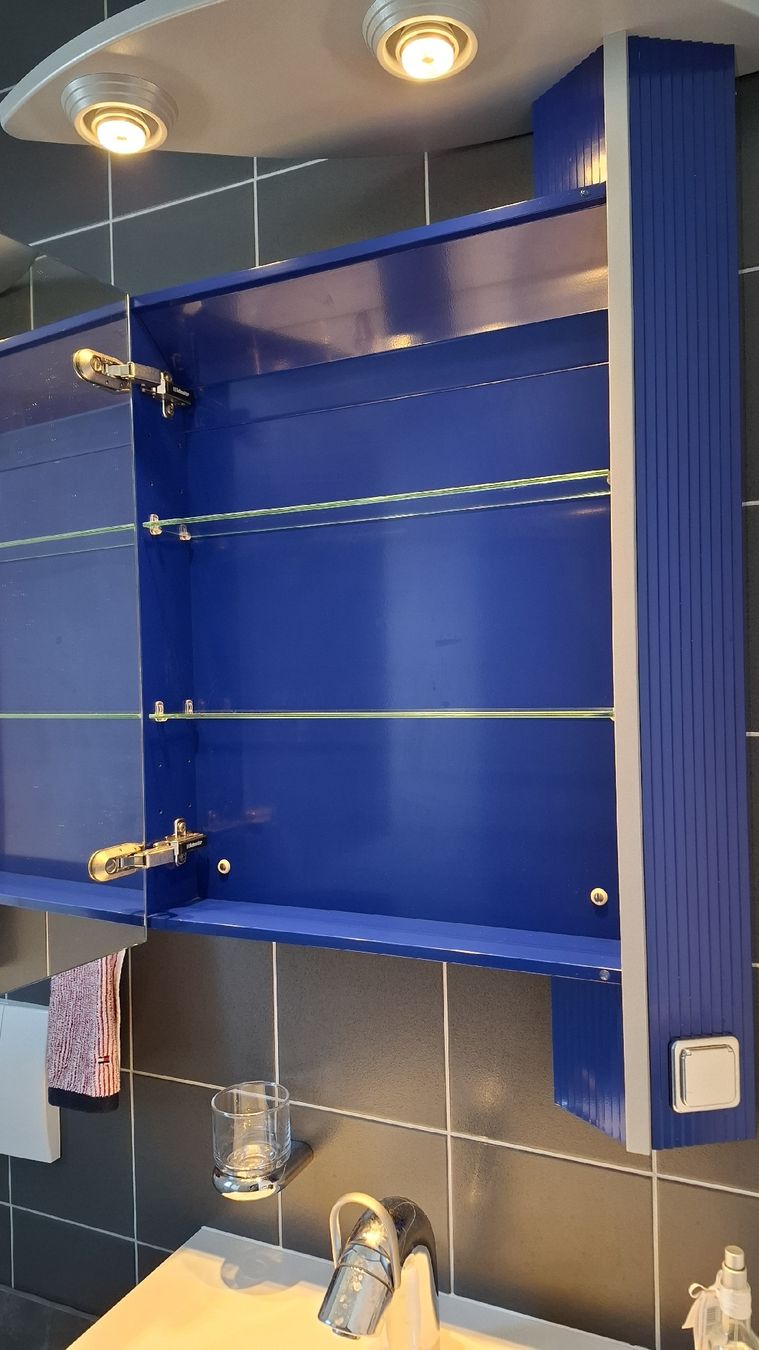 Schneider Armadietti a specchio: Spiegelschrank Schneider – Usato da Reiden venduto da Ckleeblatt 3