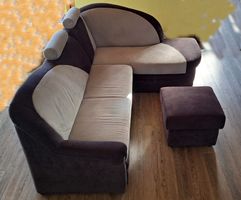 Ecksofa mit Hocker und Bettfunktion