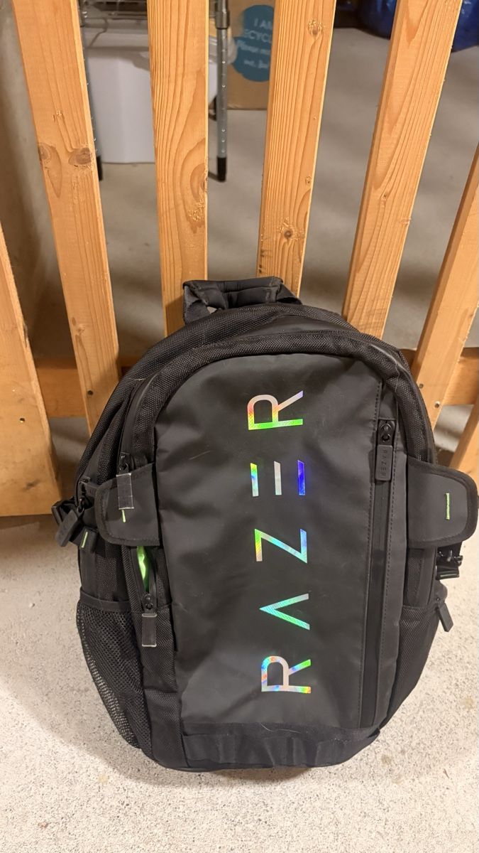 Razer Zaini: Rucksack von Razer – Nuovo (secondo la descrizione) da Birr venduto da eleu