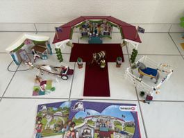 Schleich Horse Club Grosse Pferdeshow und Club Kutsche