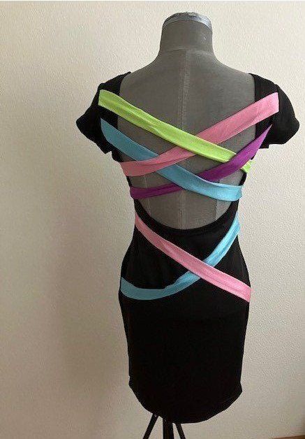 Kleider: Robe noire élégante et originale – Taille L – Gebraucht aus Marin-Epagnier von rchouchouu 1