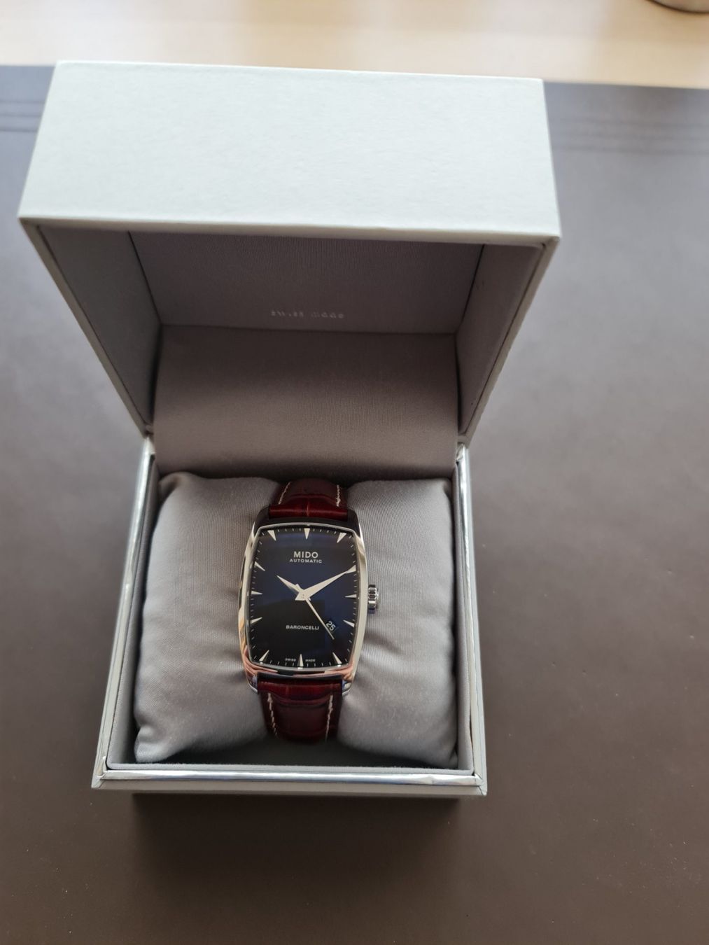 Mido Orologi: Mido: Baroncelli, Tonneau Homme – Nuovo (secondo la descrizione) da Basel venduto da Bafidu 8