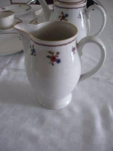 Set di piatti: Kaffeeservice Langenthal 1930-33 – Nuovo (secondo la descrizione) da Zürich venduto da DidierTG 3