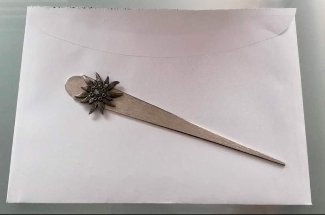 Sonstiger Bürobedarf: Edelweiss Brieföffner und Teelichthalter – Neu (gemäss Beschreibung) aus Basel von shirley_gold 2