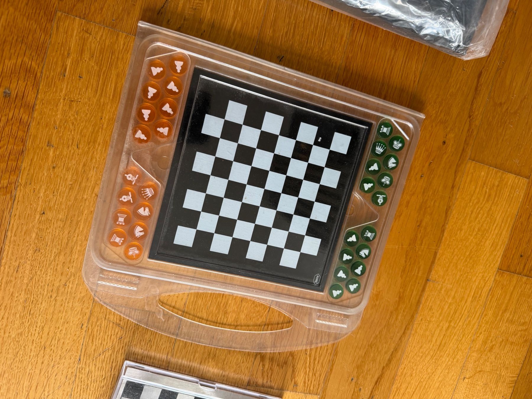 Giochi: 4x Schachbrett Spiele und Figuren – Usato da St.Gallen venduto da bubo2008 7