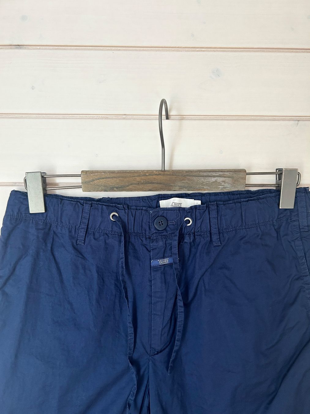 Closed Pantaloni: Closed Lya Shorts - W27 – Usato da Illnau venduto da Monkky 3