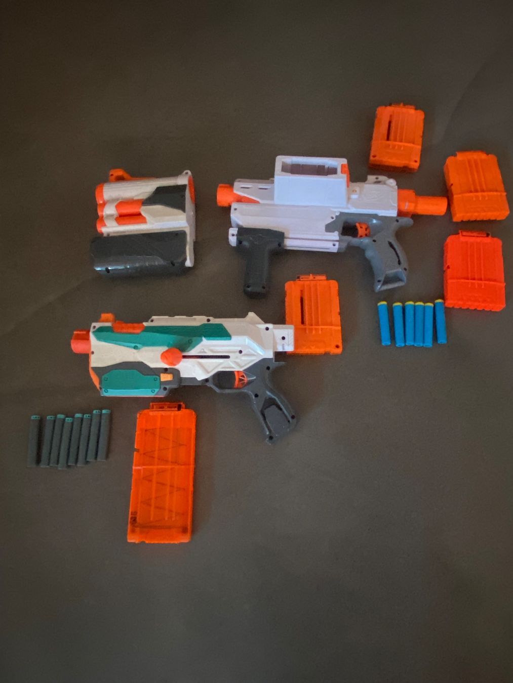 Nerf Giocattoli: 3 Nerf Gewehre und 1 Nerf Pistole – Usato da Ringgenberg BE venduto da Esthemoa1 1