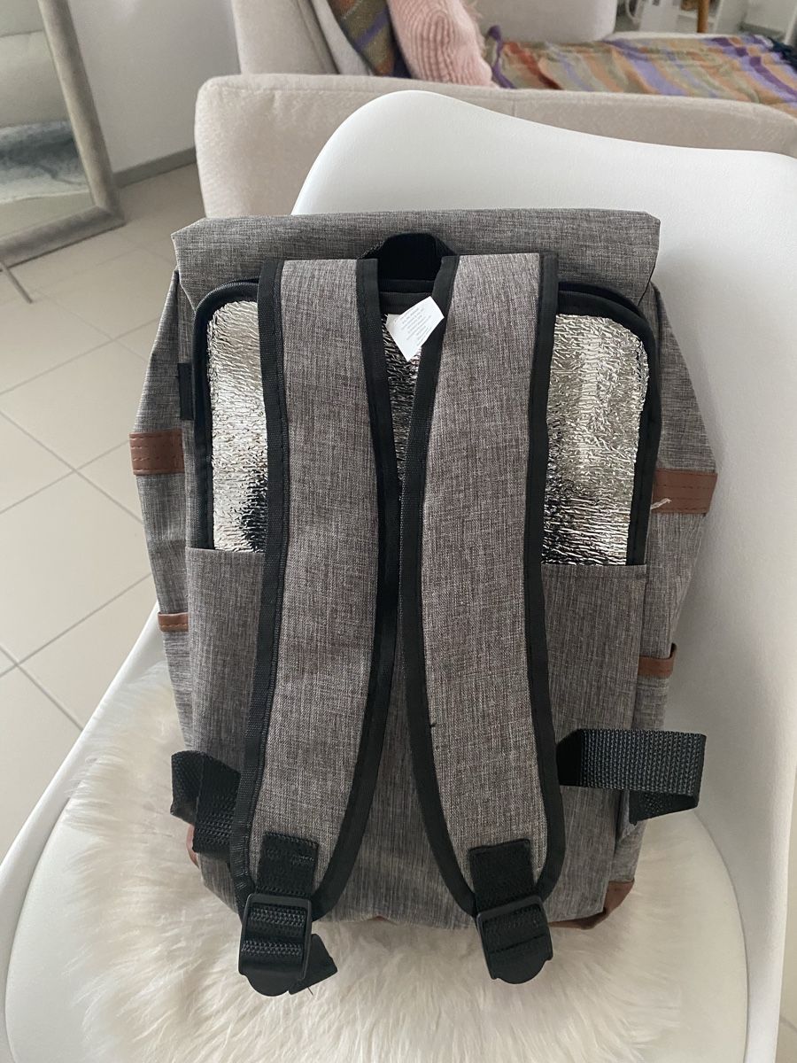 Zaini: Rucksack grau mit Kühleinlage neu – Nuovo e nell'imballaggio originale da Brugg AG venduto da Honeybee6 6