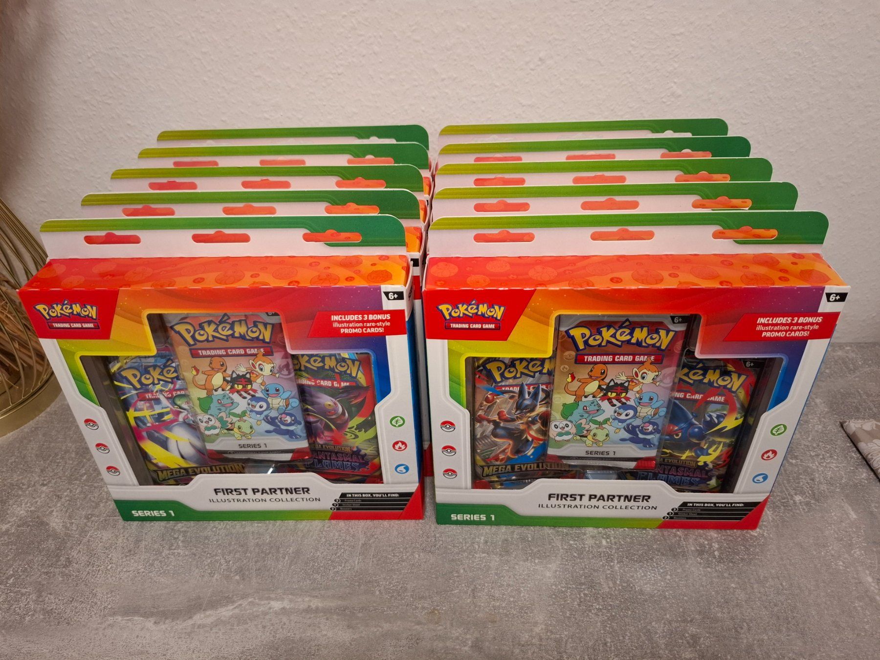 Pokémon Carte collezionabili: First Partner Illustration Collection Series 1 - EN - 10 Stk – Nuovo e nell'imballaggio originale da Winterthur venduto da andrekeller95