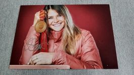 Autogramm Corinne Suter
