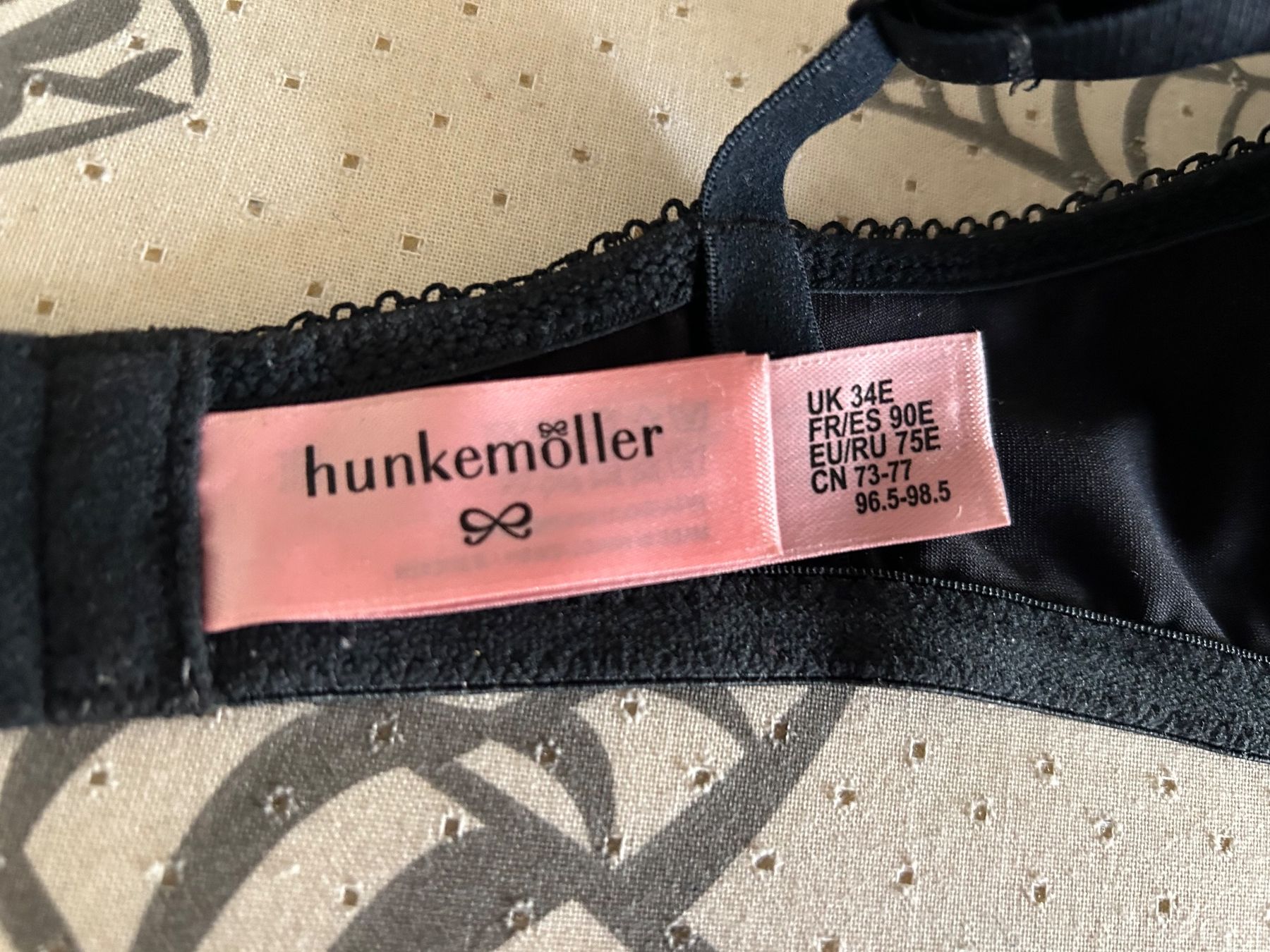 Hunkemöller Altra biancheria intima: BH Hunkemoller 75 dd – Usato da Rorschach venduto da LuciaTramp 2