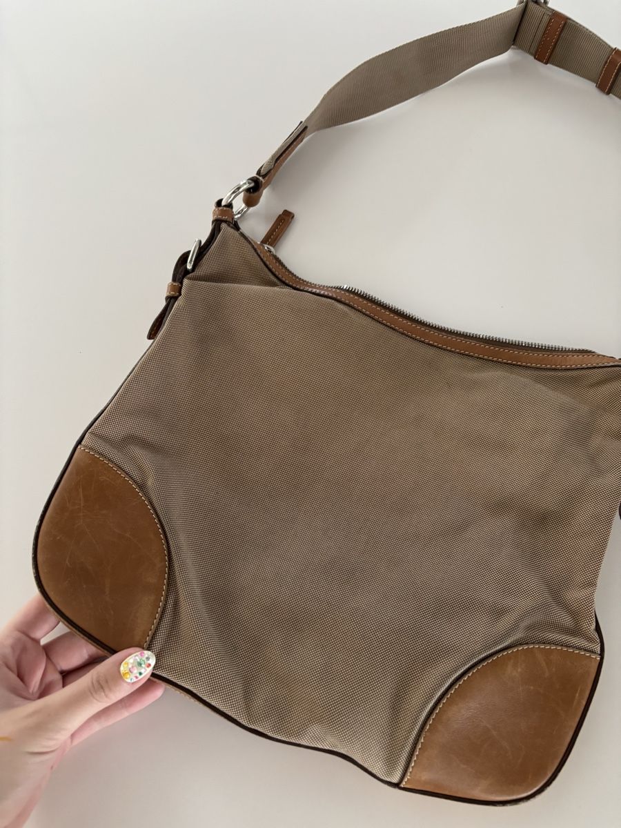 Prada Taschen: Prada Beige Bag - Canvas & Leather – Gebraucht aus Bulle von lalooo 4
